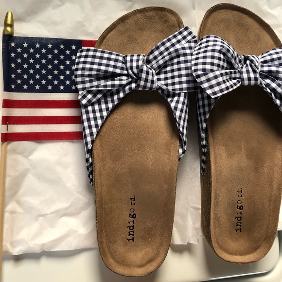 Flip Flops - Picture 6 of 6